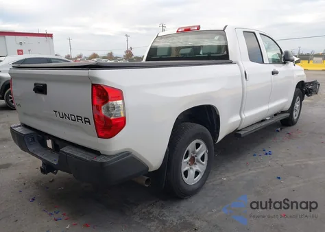 2018 Toyota Tundra Sr 4.6L V8 z USA, uszkodzony, nr VIN 5TFUM5F10JX075065
